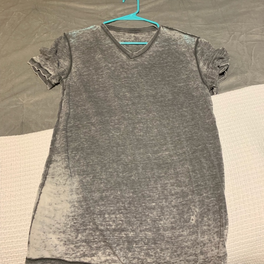 Men’s american eagle shirt